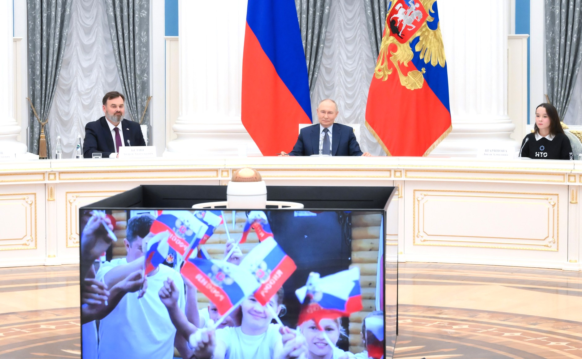 Школьница из Башкирии рассказала Путину, как ремонт газонокосилки привел ее к победе на олимпиаде